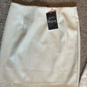 NWT cream colored leather skirt